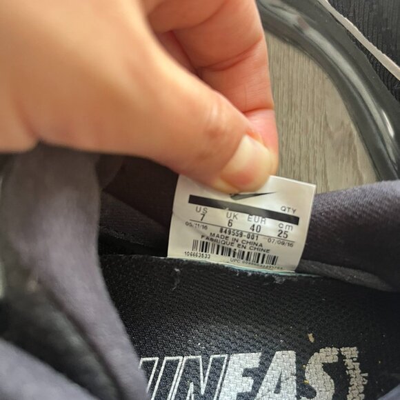 Nike Women's Running Shoes sneakers trainers - Picture 4 of 4